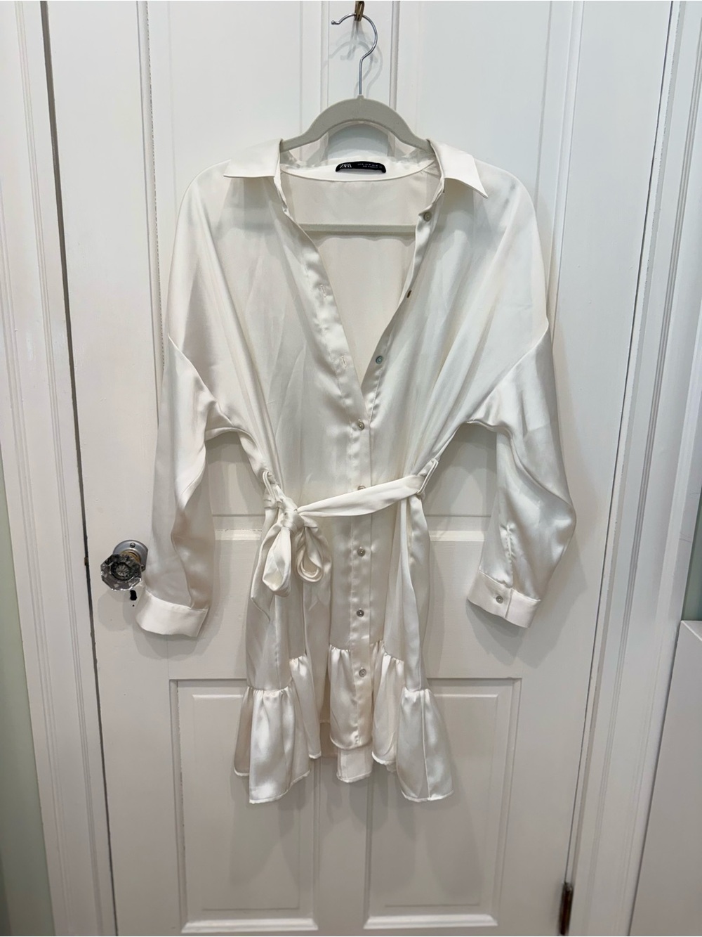 Zara White Satin Button-Front Blouse